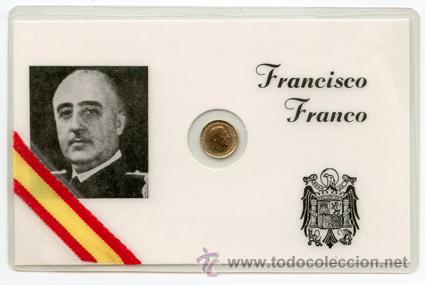 M&eacute;dailles historiques: Tarjeta/Carnet plastificado de Francisco Franco con peque&ntilde;a moneda de 100 PTAS del a&ntilde;o 1966