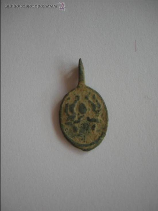 Medallas hist&oacute;ricas: Peque&ntilde;a medalla medieval a catalogar - Foto 1