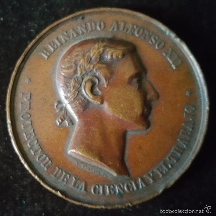 Medallas históricas: MEDALLA CONMEMORATIVA REINANDO ALFONSO XII - Foto 1 - 57396822