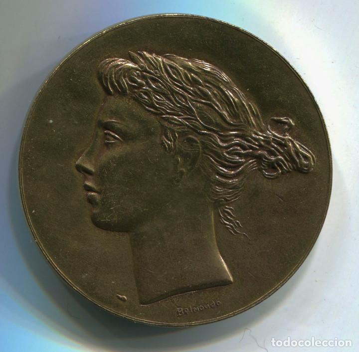 Médaille Alliance Française Bronze Doré - Paul Belmondo - 1940 - Rayures D'Usage