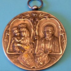 Medallas históricas: MEDALLA RELIGIOSA MODERNISTA,PRINCIPIOS SIGLO XX,VIRGEN Y SAN JOSE DE CALALANZ,FIRMADA SOLA Y CAMATS. Lote 91379865