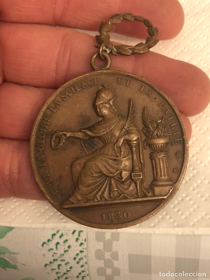 Historische Medaillen: Magnifica medalla antigua francesa a clasificar