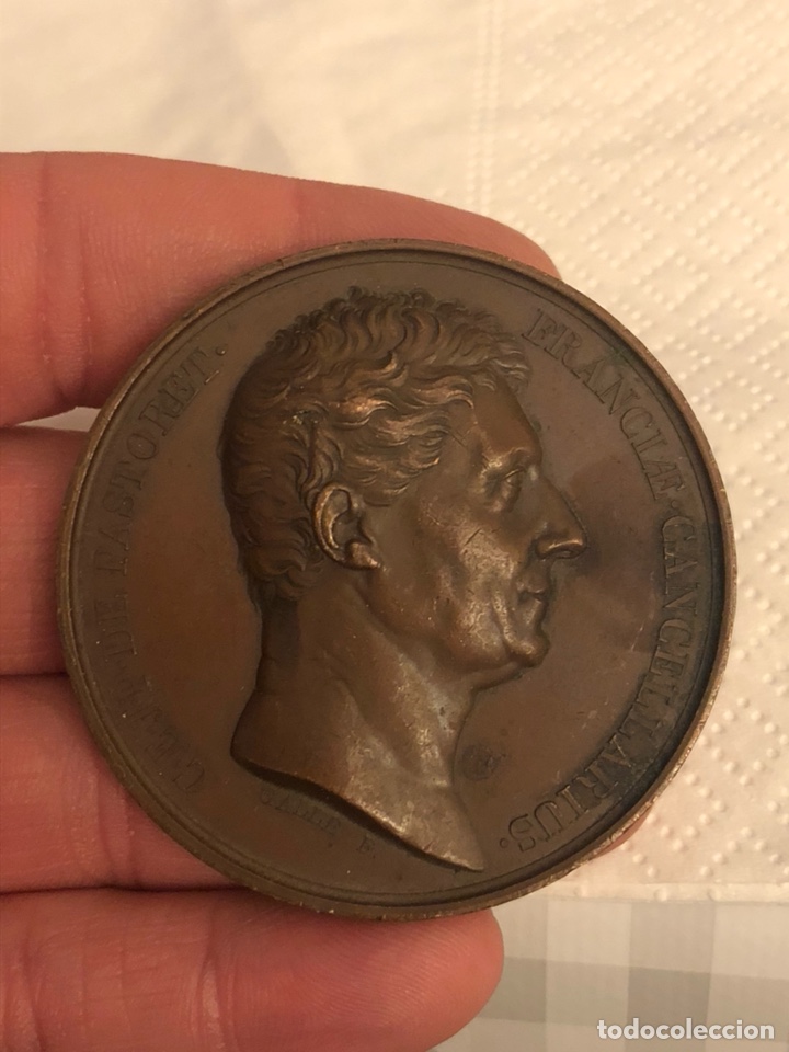 Historische Medaillen: Magnifica medalla antigua francesa a clasificar