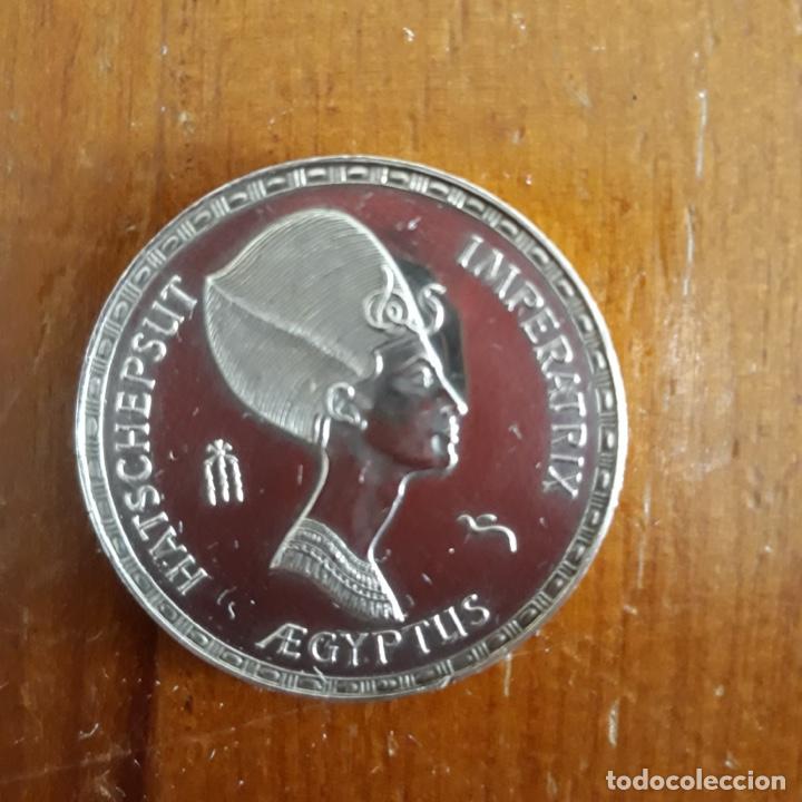 Medallas hist&oacute;ricas: Medalla de plata de nefertiti - Foto 6