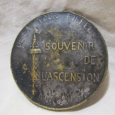 Medallas históricas: CHARPENTIE. MEDALLA SOUVENIR L'ASCENSION SOMMET DE LA TOUR EIFFEL. PARIS. DIAM 41,2 CM. BRONCE 1889. Lote 213421198