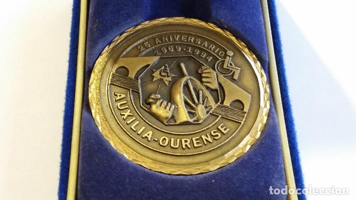 Historical Medals: MEDALLA- 25 ANIVERSARIO AUXILIA OURENSE 1994 Con estuche SC UNC ( X028 )