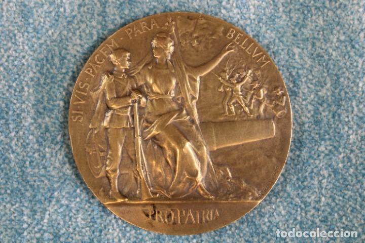 Historical Medals: Medalla Pro-Patria. Paul Grandhomme. Pro-Patria Medal. Paul Grandhomme.