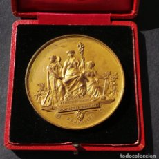Medallas históricas: MEDALLA. BRUSELAS. ACADEMIA UNIVERSAL DE CIENCIAS Y ARTE INDUSTRIA. EXPOSICIÓN INTERNACIONAL.