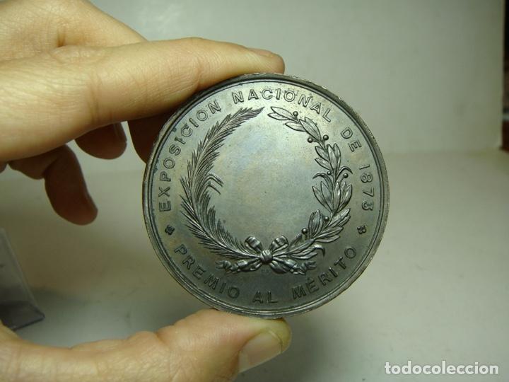 Medallas históricas: Medalla de la Exposición Internacional de Madrid - 1873. Premio al Mérito. EBC+ - Foto 2 - 302936988