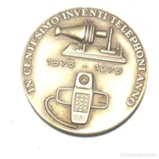 Medallas históricas: MEDALLA TELEFÓNICA CONMEMORATIVA DEL CENTENARIO INVENTO DEL TELÉFONO AÑO 1976. Lote 312690698