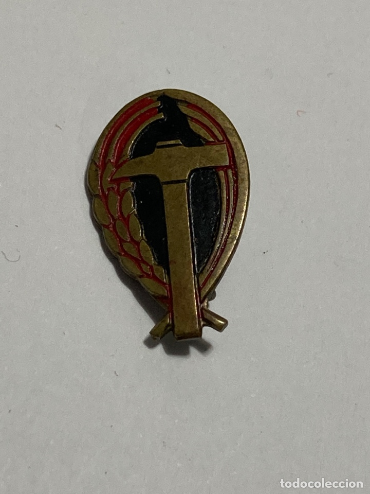 Medaglie storiche: PIN O INSIGNIA ESPIGA Y MARTILLO FALANGE ESPA&Ntilde;OLA