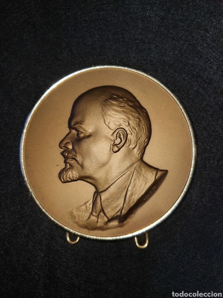 Medaglie storiche: Medallon sobremesa Lenin.