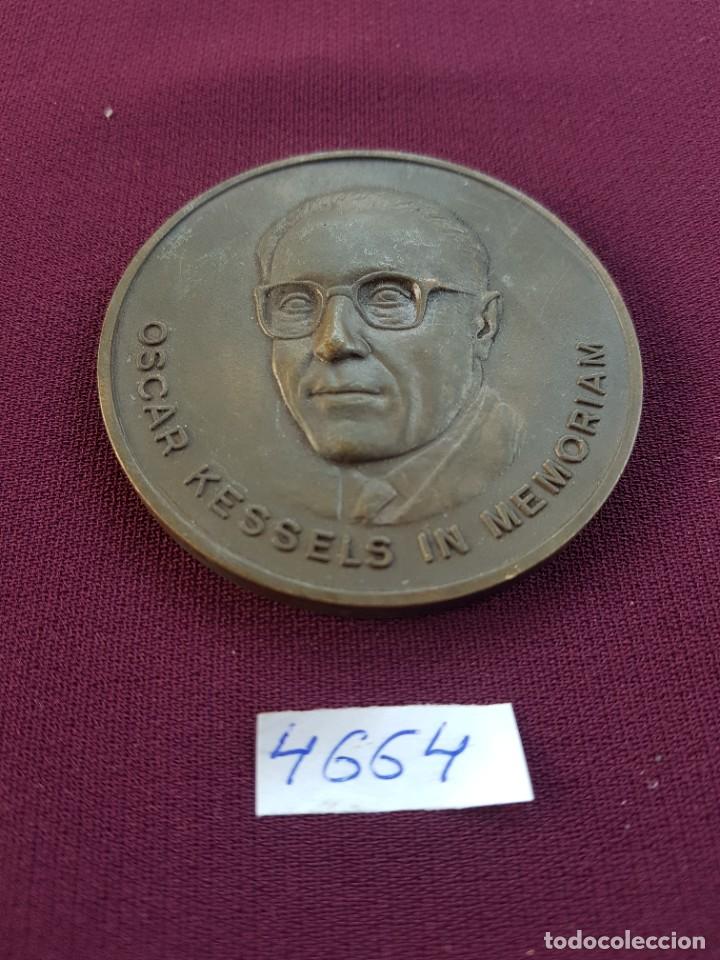 M&eacute;dailles historiques: Medalla en memoria de Oscar Kessels