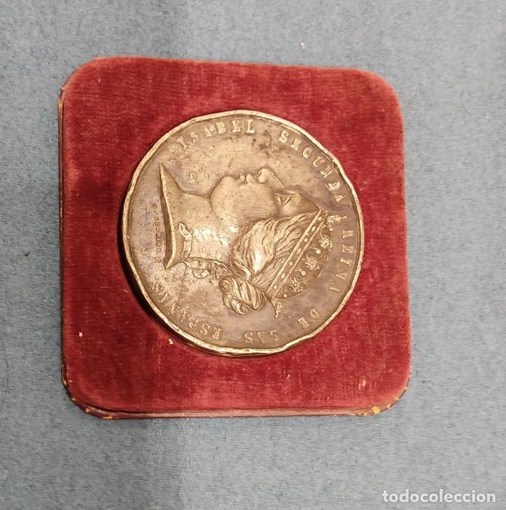 Medallas hist&oacute;ricas: MEDALLON DE ISABEL II - Foto 1