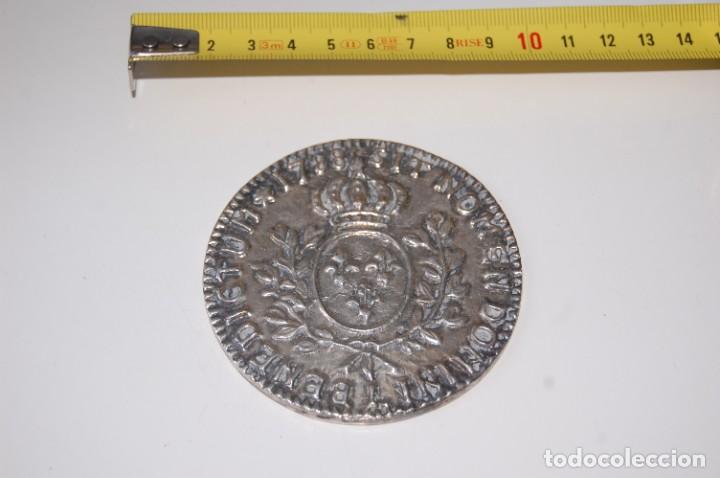 M&eacute;dailles historiques: MEDALLA PLAQUE SIT NOMEN DOMINI I BENEDICTUM 1788 - EL NOMBRE DEL SE&Ntilde;OR 1 BENDICI&Oacute;N 1788. VER FOTOS