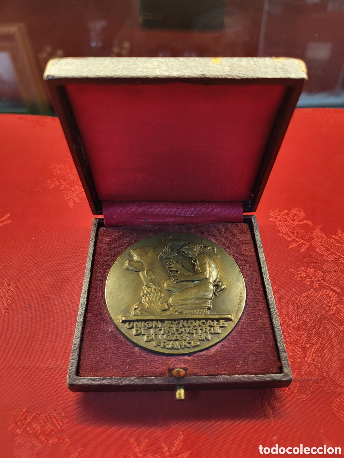 M&eacute;dailles historiques: MEDALLA BRONCE. UNION SYNDICALE / DE L&rsquo;INDUSTRIE / DU GAZ EN / FRANCE.FRANCIA 1934.CON CAJA ORIGINAL