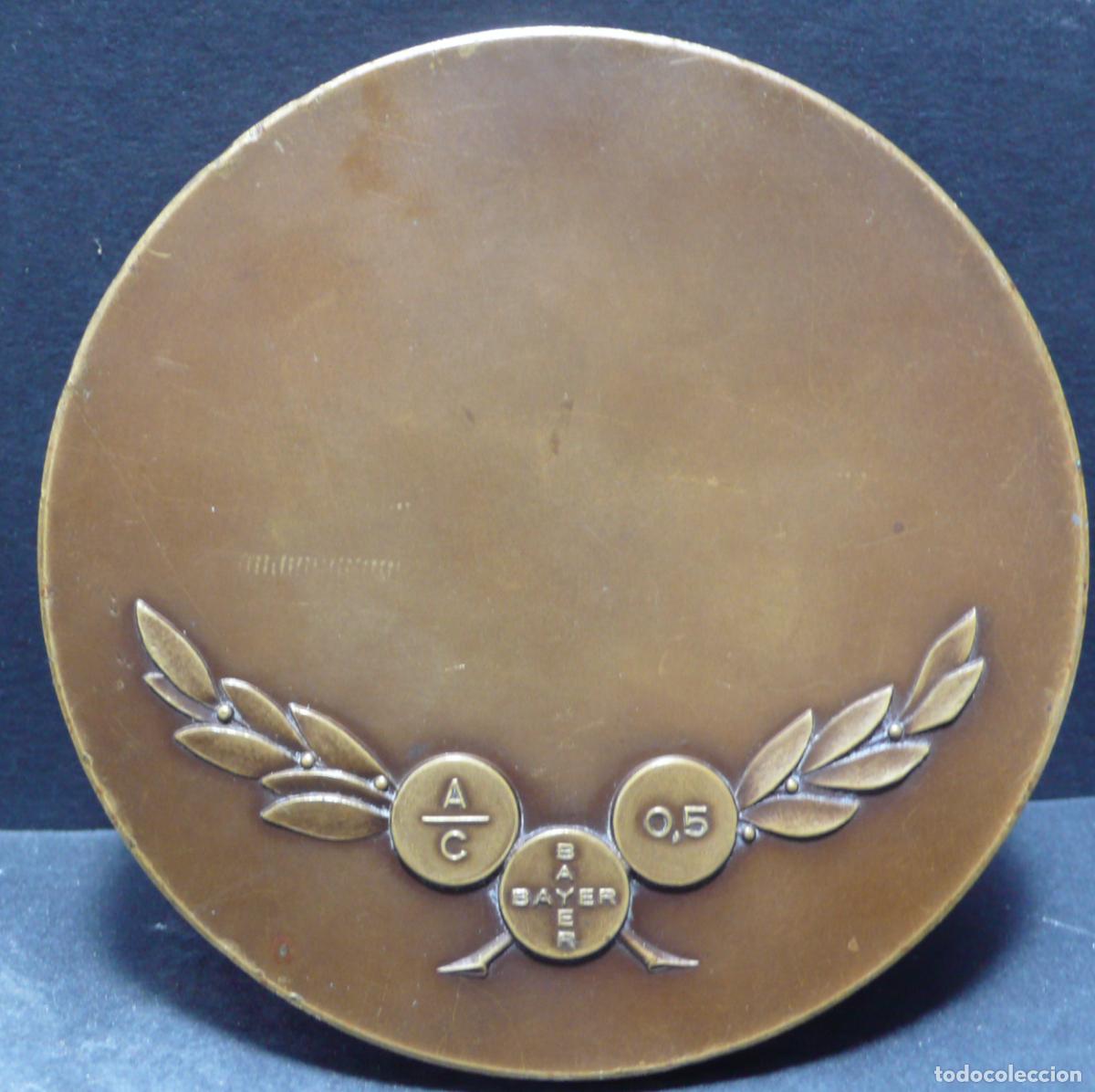 Medallas hist&oacute;ricas: MEDALLON DE BRONCE BAYER - Foto 2