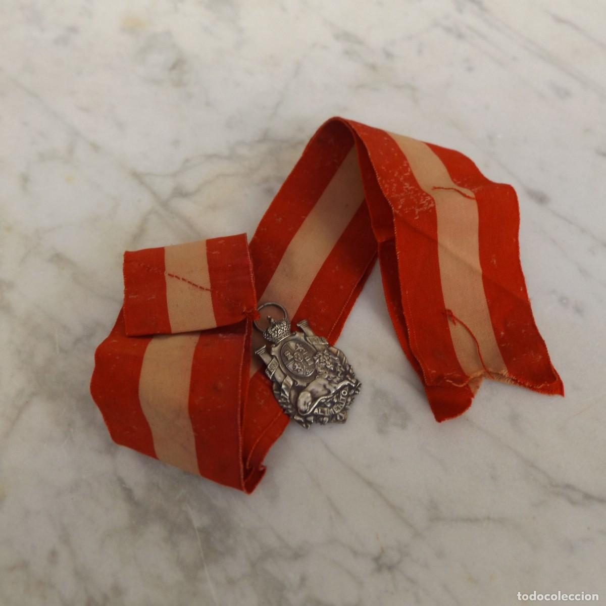 Medallas hist&oacute;ricas: medalla de plata con su cinta - Foto 3