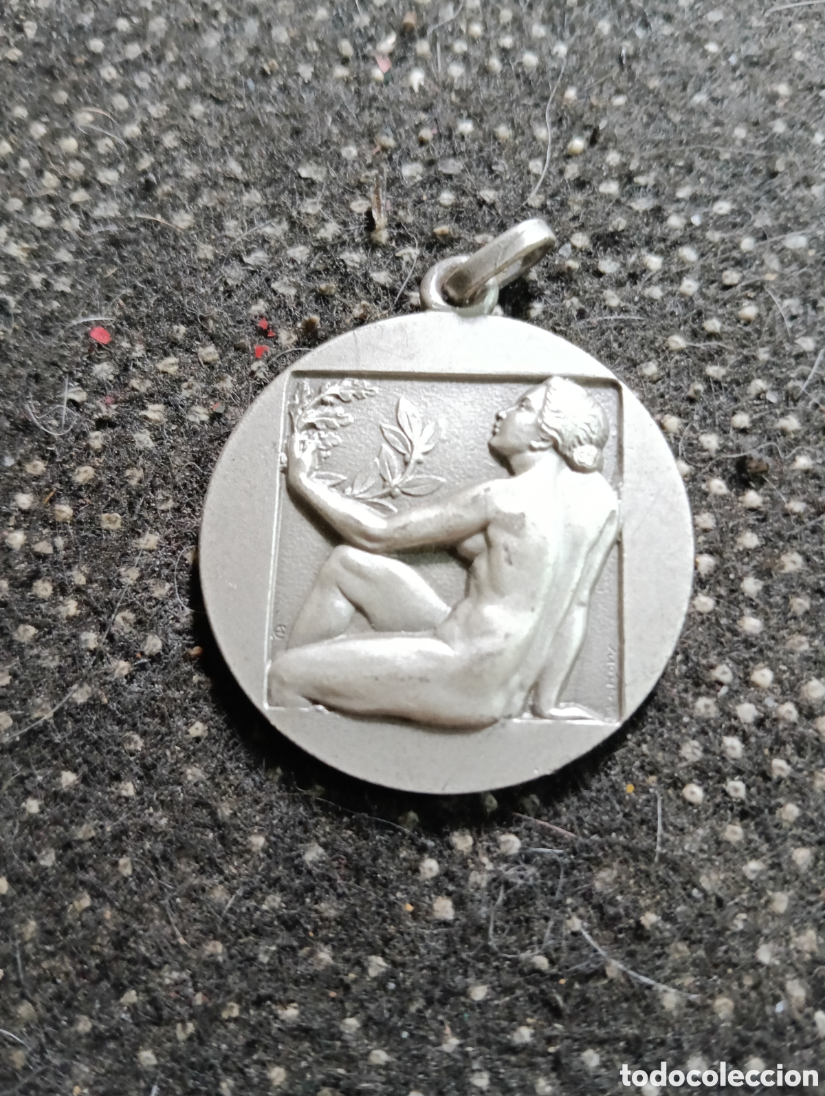 Medallas hist&oacute;ricas: Medalla Martini & Rossi 1968 mide 3,5 cm.