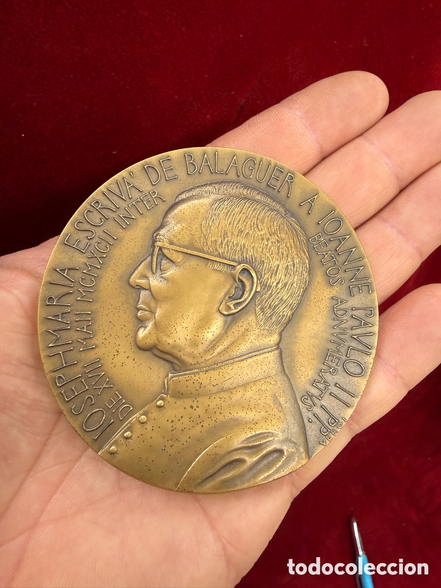 Medallas hist&oacute;ricas: Antigua y gran medalla,Jose Maria Escriba!