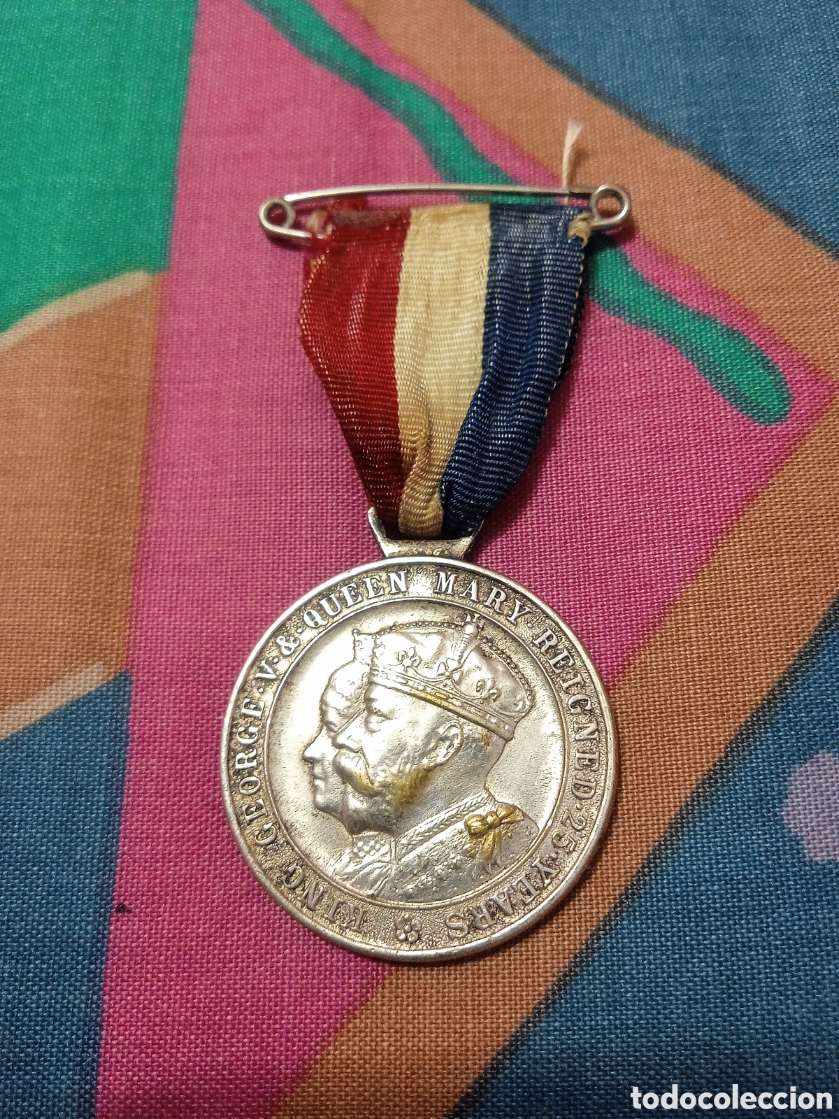Medallas hist&oacute;ricas: 3CAJ- Medalla del Jubileo de Plata de 1935 del Rey Jorge V. MUNICIPIO REAL DE KINGSTON UPON THAMES.