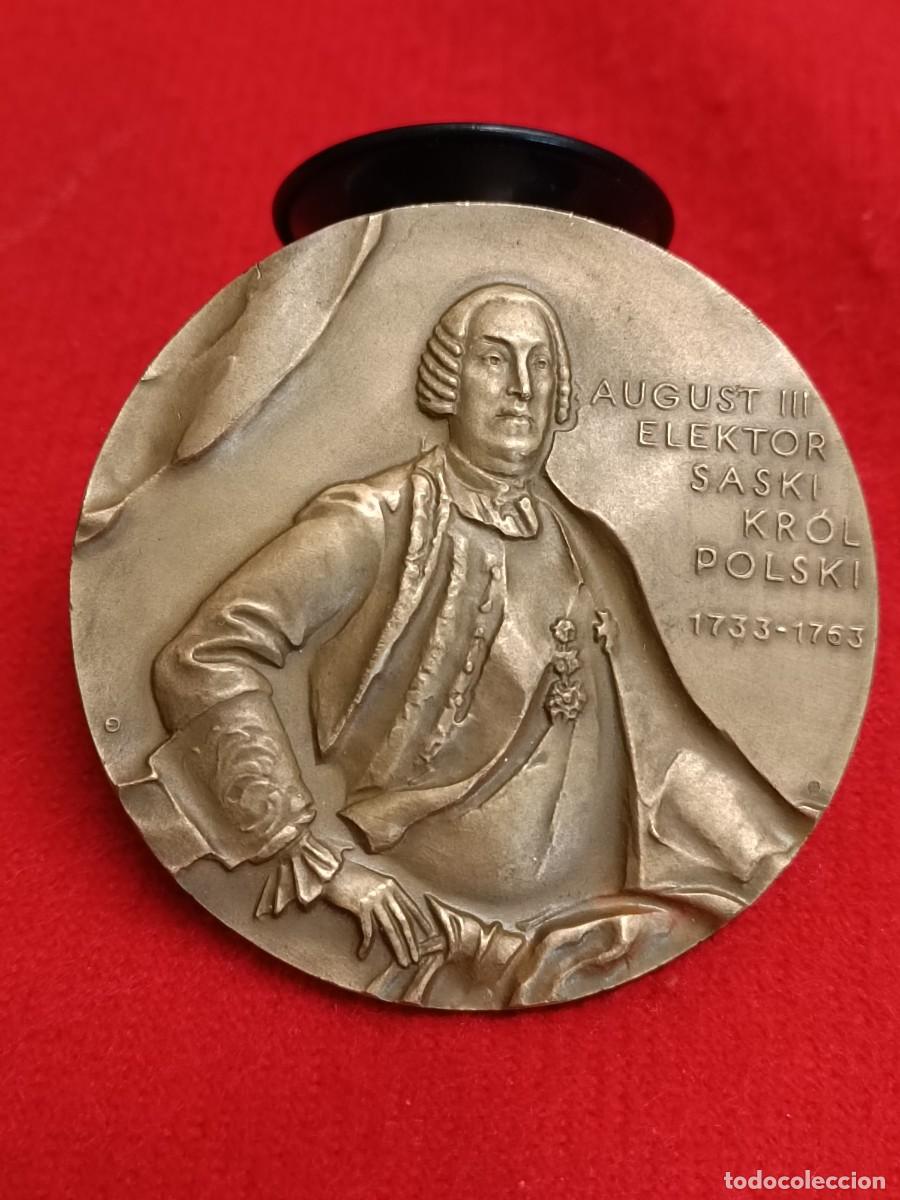 Medallas hist&oacute;ricas: Medalla de bronce de Polonia, a Augusto III, 7 cm. diam., 1986. Buen ejemplar, ver fotos.