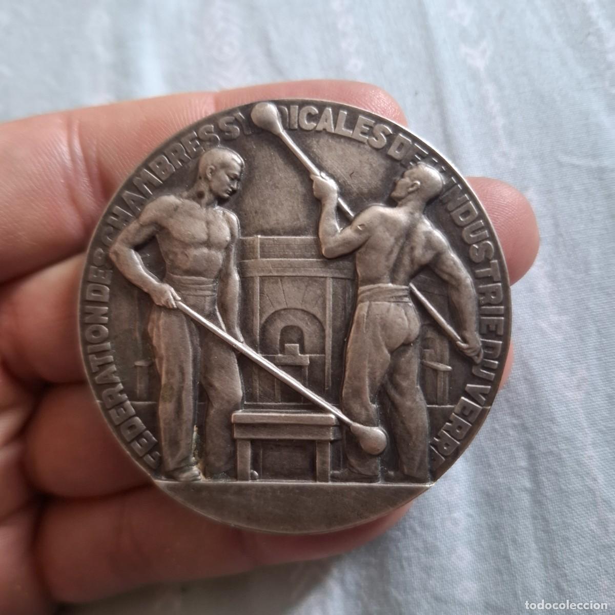 Medallas hist&oacute;ricas: PRECIOSA medalla otorgada por la Federaci&oacute;n de C&aacute;maras Sindicales de la Industria del Vidrio