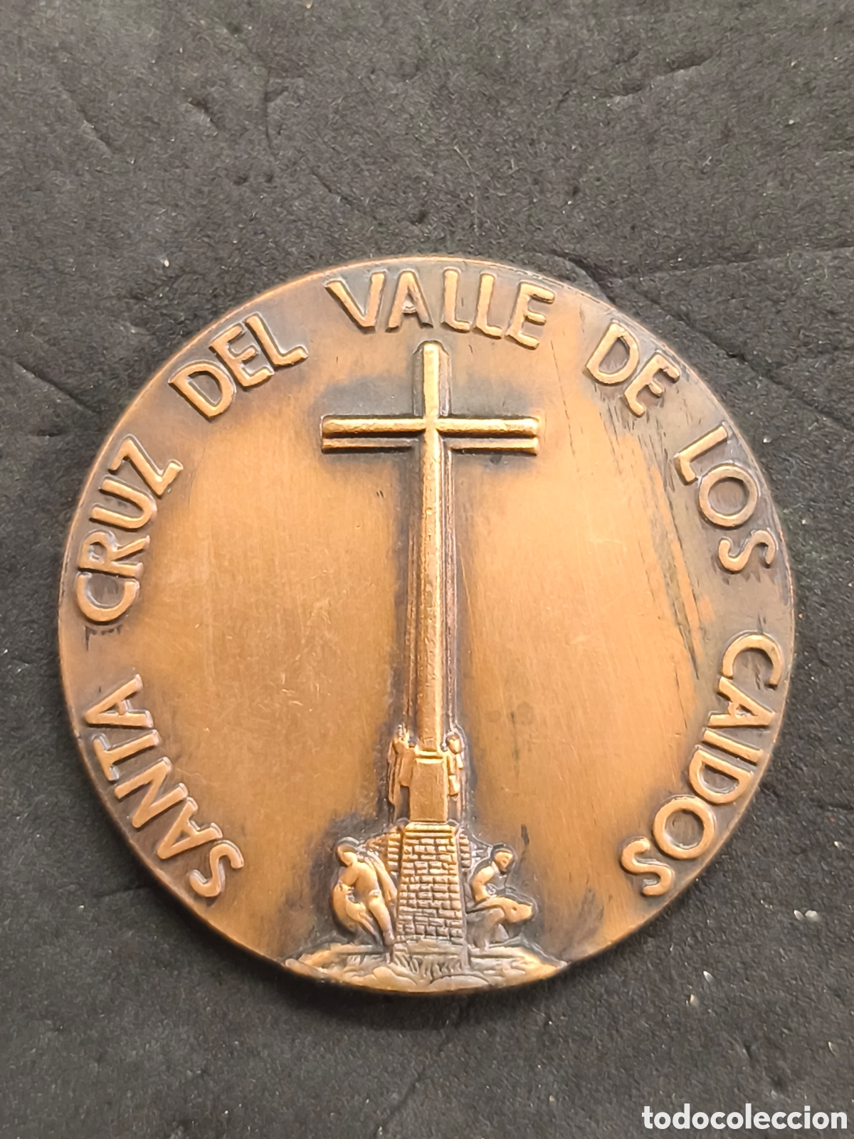 Medallas hist&oacute;ricas: MEDALLA FUNDACION NACIONAL SANTA CRUZ VALLE DE LOS CAIDOS, A&Ntilde;O 1977, FRANCISCO FRANCO, 2&ordm; ANIVERSAR
