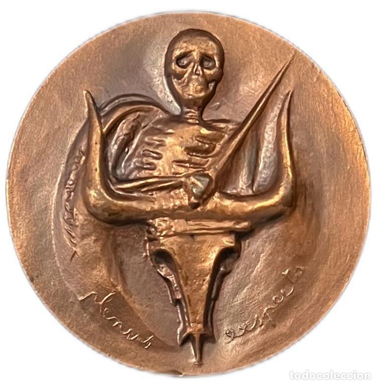Medallas hist&oacute;ricas: ESPA&Ntilde;A. MEDALLA F.N.M.T. DEDICADA AL TORERO MANOLETE. BRONCE