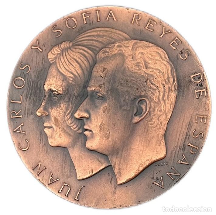 Medallas hist&oacute;ricas: ESPA&Ntilde;A. MEDALLA F.N.M.T. PROCLAMACI&Oacute;N JUAN CARLOS Y SOFIA. 1.975. BRONCE