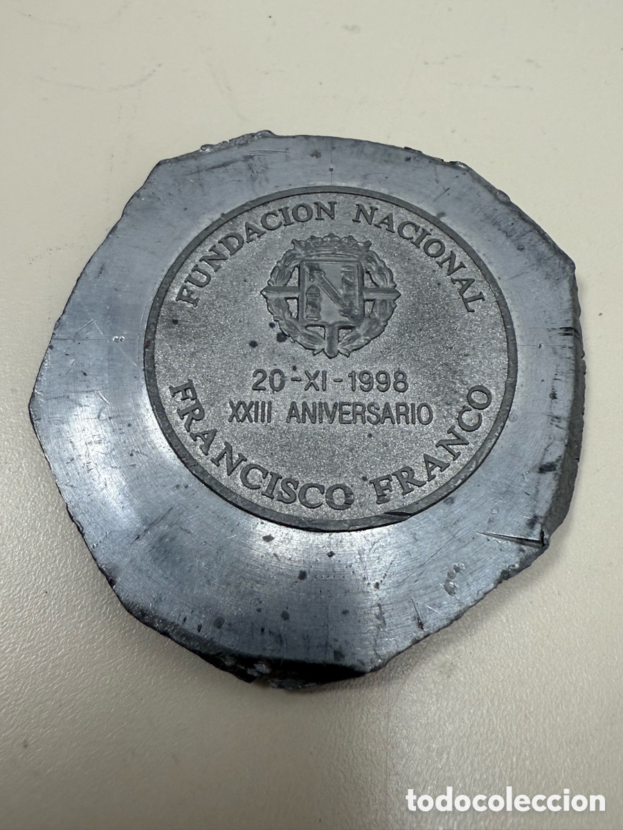 Medallas hist&oacute;ricas: Medalla troquelada o molde fundici&oacute;n Francisco Franco Fundaci&oacute;n Nacional. Aniversario 20 N