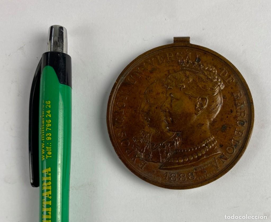 Medallas hist&oacute;ricas: Medalla de mano EXPOSICI&Oacute;N UNIVERSAL DE BARCELONA 1888 grabador J. Sol&aacute; producida por Castells en br