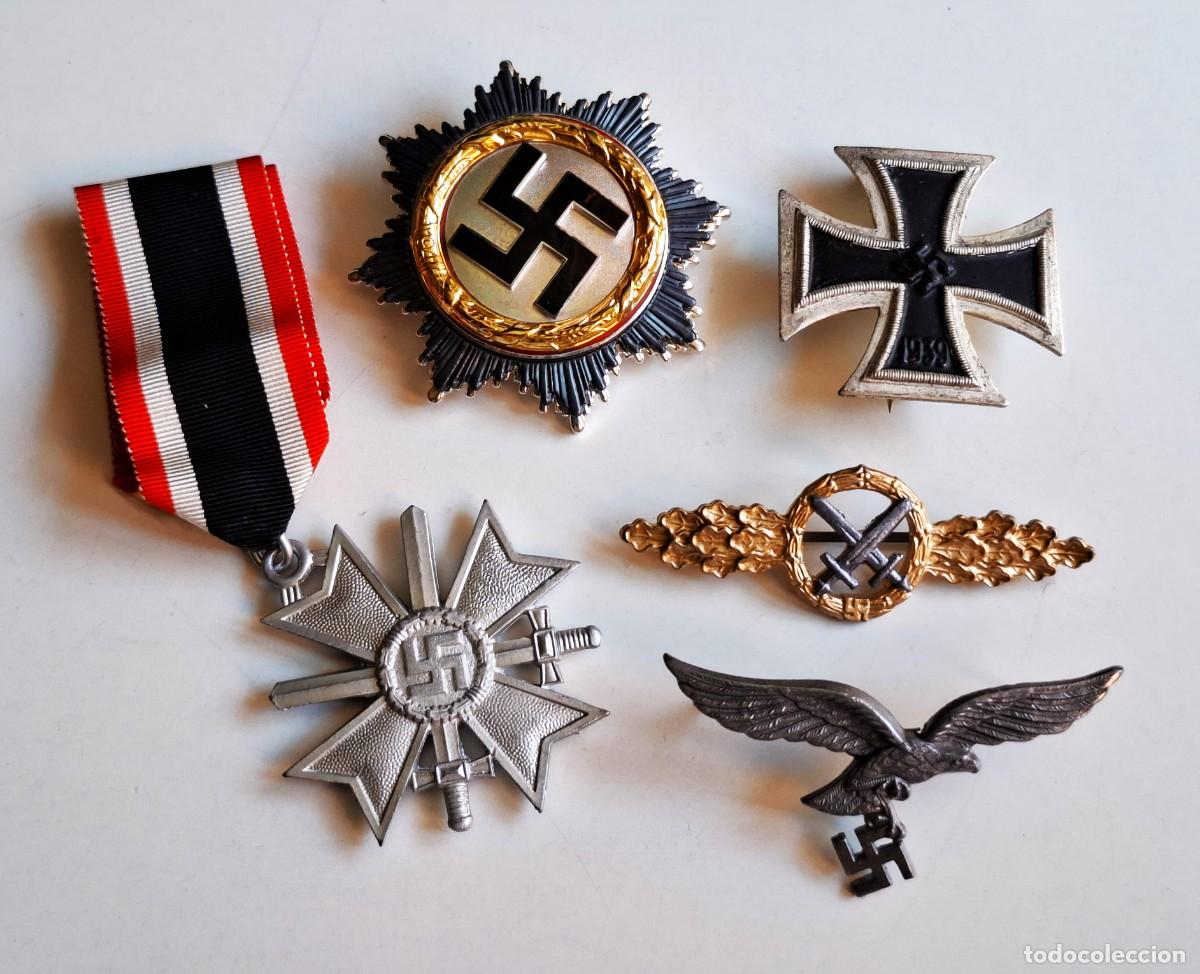 Medallas hist&oacute;ricas: ALEMANIA NAZI - COLECCION O LOTE DE INSIGNIAS VARIAS WWII