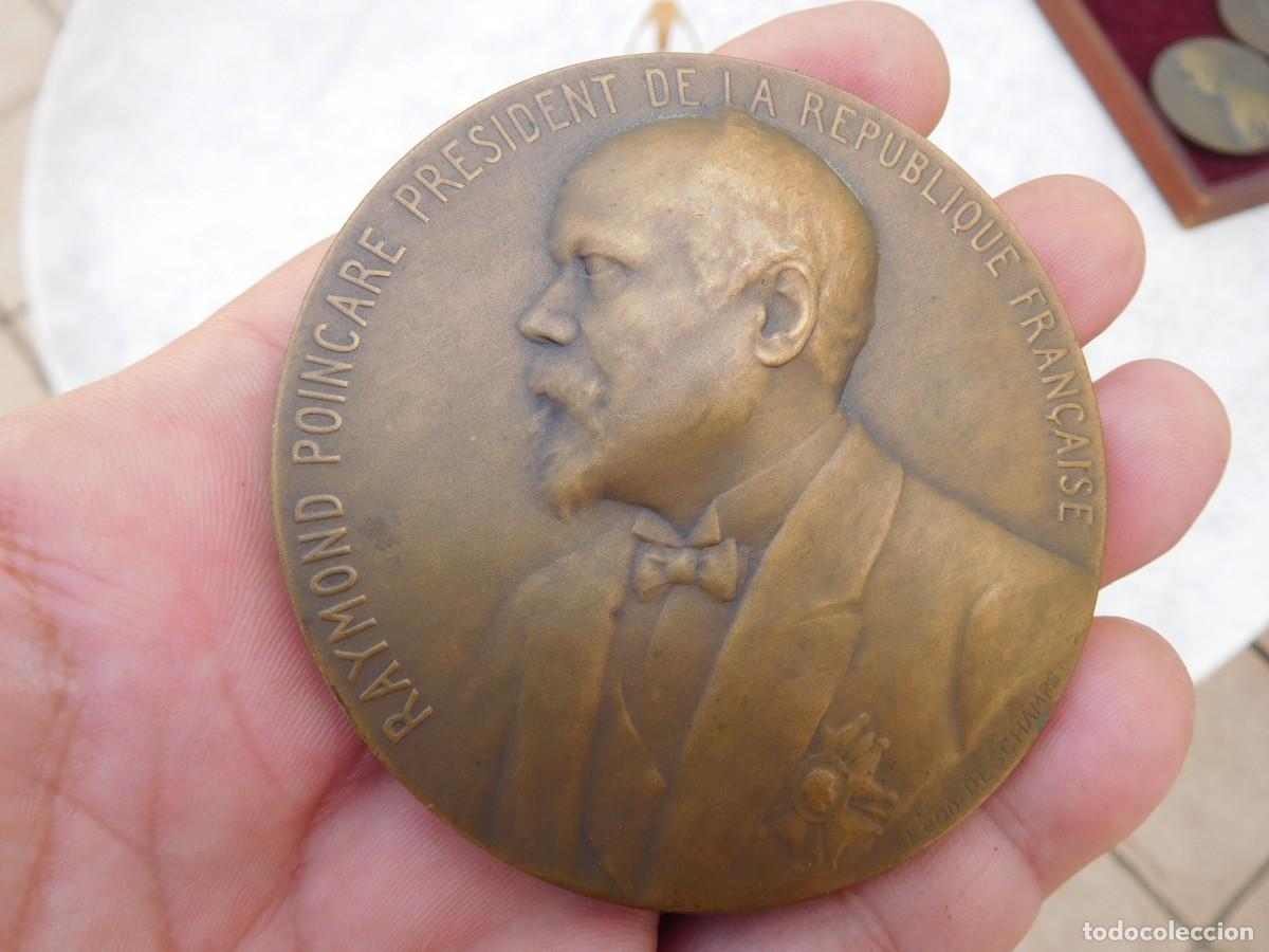 Medallas hist&oacute;ricas: Medalla antigua de bronce Raymond Poincare president de la republique francaise. Leon Deschamps