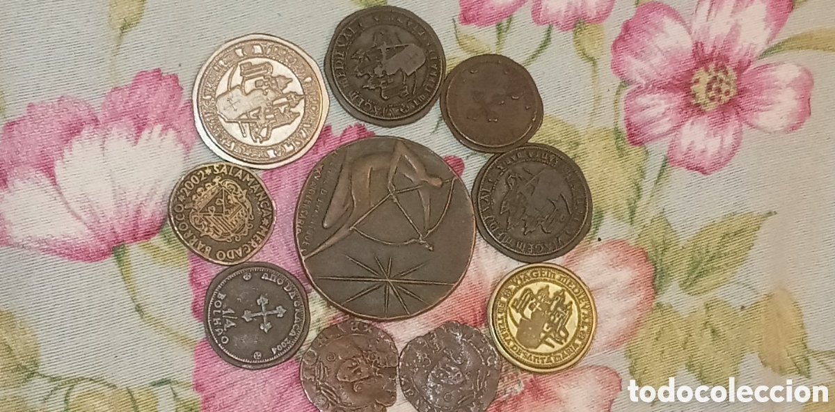 Medallas hist&oacute;ricas: Medalla Bronce XXV Aniversario Frente De Juventudes 1965 + LOTE 9 REPRODUCCIONES Y FICHAS