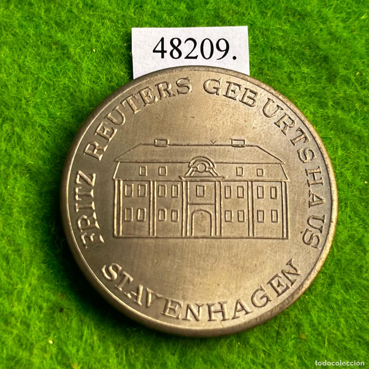 Medallas hist&oacute;ricas: Medalla Alemania comunista, casa natal de Fritz Reuter, Stavenhagen, 1810-1874, DDR, RDA