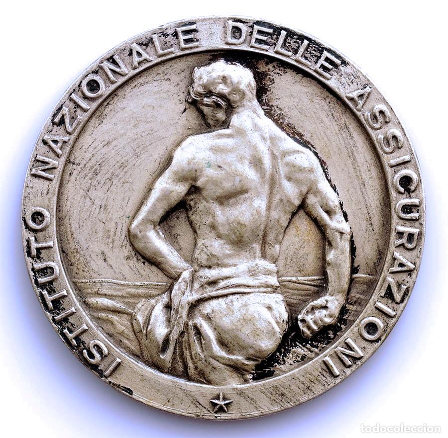 Medallas hist&oacute;ricas: SC. Italia. Medalla en plata Ag 800. Assicurazione. EBC/XF. Plata 20,8 g.