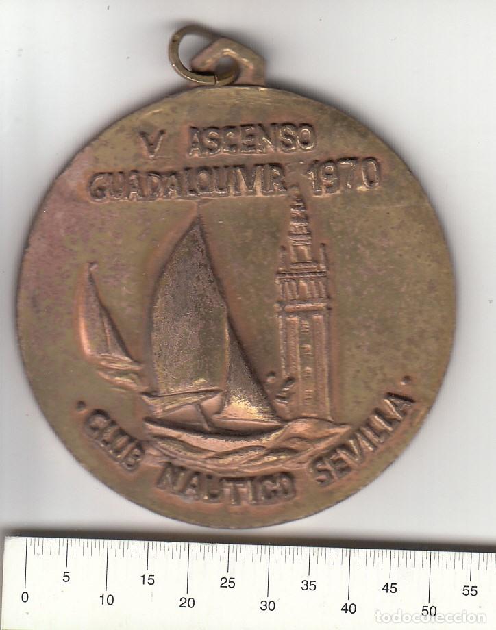 Medallas hist&oacute;ricas: CREXP114 MEDALLA CLUB NAUTICO SEVILLA V ASCENSO GUADALQUIVIR 1970 50 GRAMOS 15