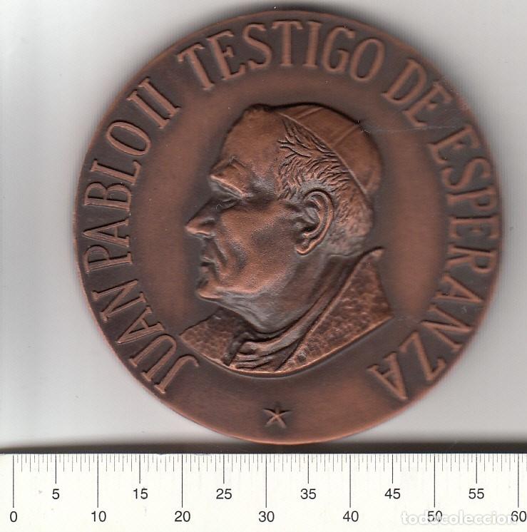 Medallas hist&oacute;ricas: CREXP121 MEDALLA RELIGIOSA JUAN PABLO II BEATIFICACION SOR ANGELA 1982 80 GRAMOS 15 (ES CREXP019)