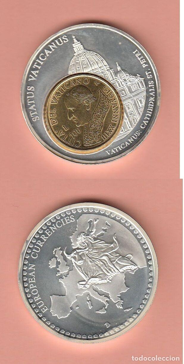 Medallas hist&oacute;ricas: E2160 MEDALLA VATICANO 284 GRAMOS PLATEADA Y OTRA 4,5 GR DORADA EBC 20