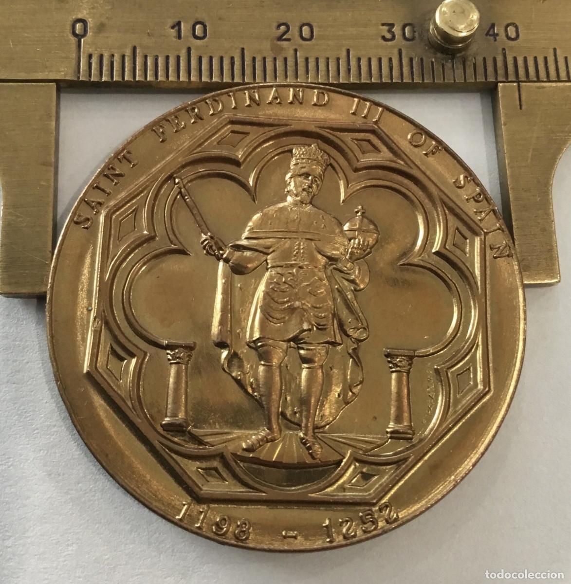 Medallas hist&oacute;ricas: Misi&oacute;n San Fernando III El Santo de Espa&ntilde;a Rey De Castilla Medalla moneda