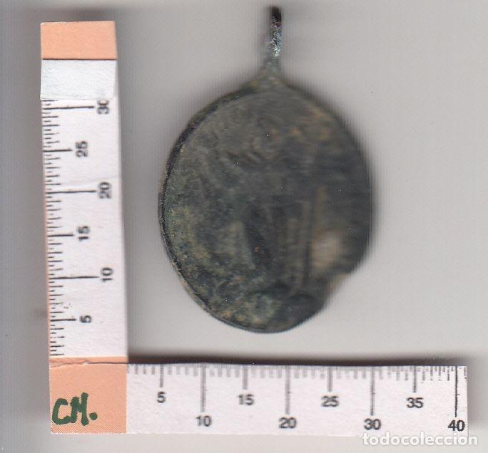 M&eacute;dailles historiques: CRM0491 MEDALLA RELIGIOSA A IDENTIFICAR DE BRONCE MBC