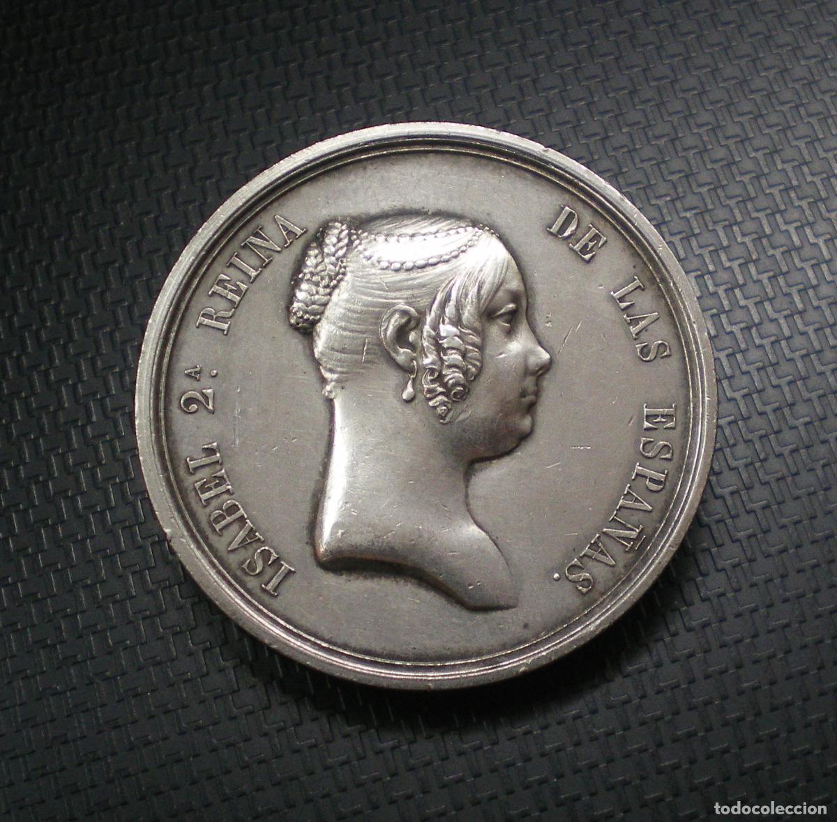 Medallas hist&oacute;ricas: ISABEL II - MADRID 1850 - MEDALLA de PLATA AL MERITO DE LAS ARTES - MUY RARA