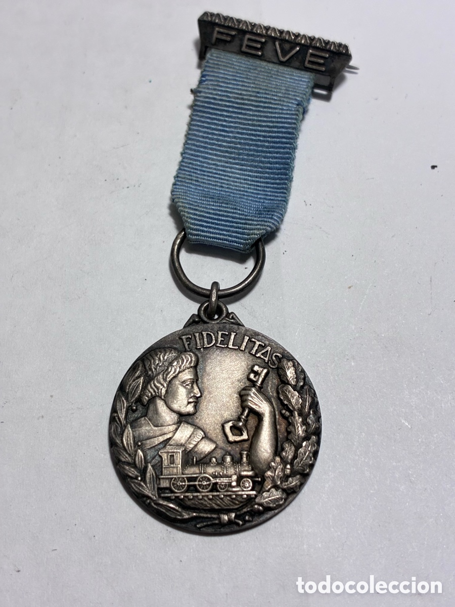Medallas hist&oacute;ricas: Medalla de RENFE. Premio a la Fidelidad. Red Nacional de los Ferrocarriles Espa&ntilde;oles.