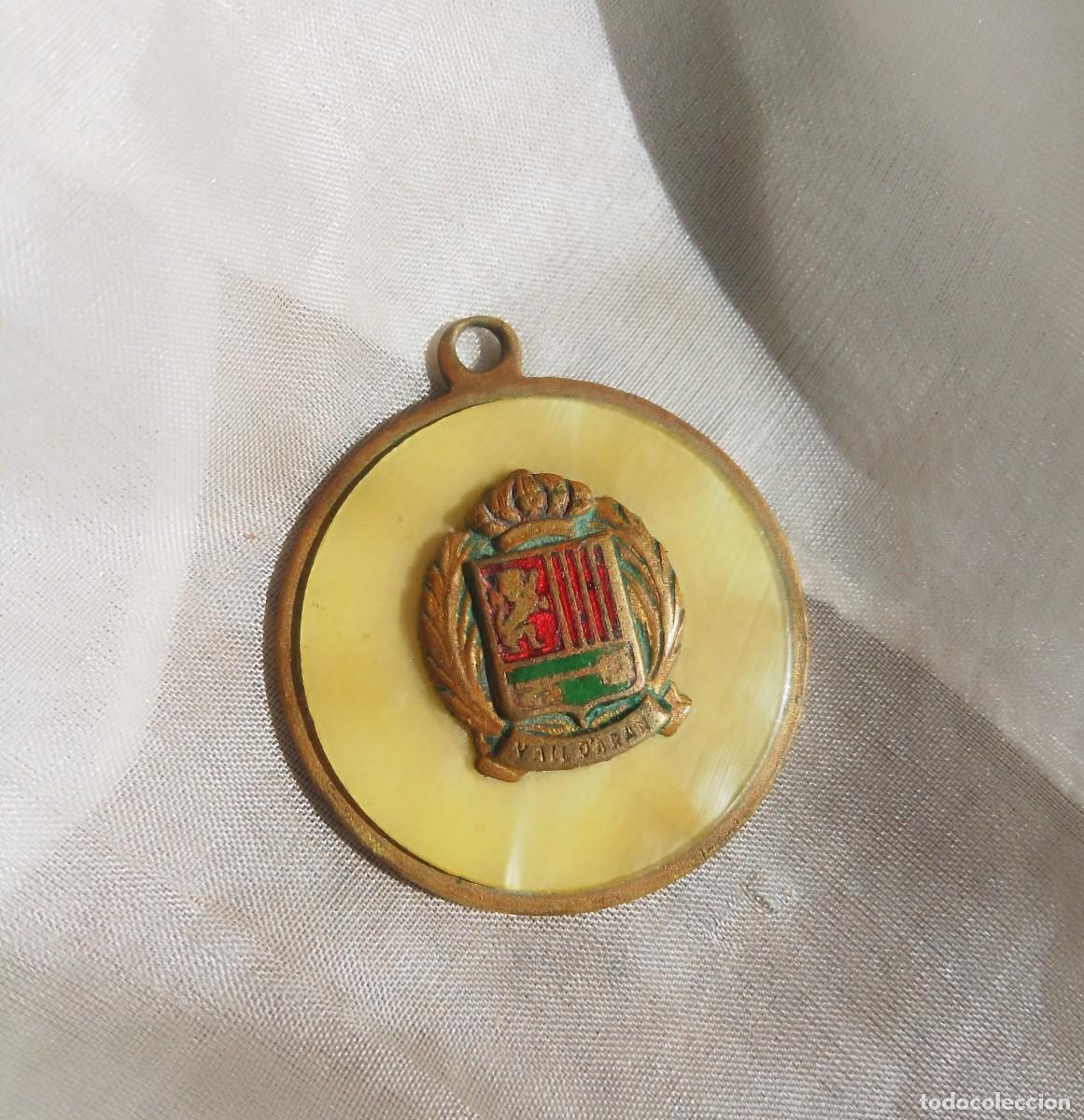 Medallas hist&oacute;ricas: Antigua medalla del Valle de Ar&aacute;n. Con escudo. Vall D'Aran. Her&aacute;ldica