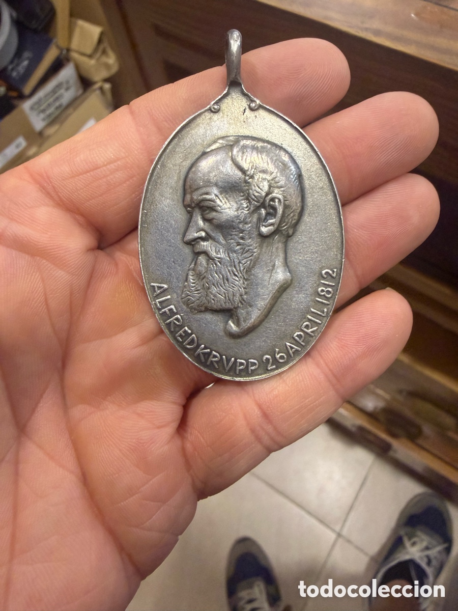 Medaglie storiche: Antigua medalla por clasificar, plata
