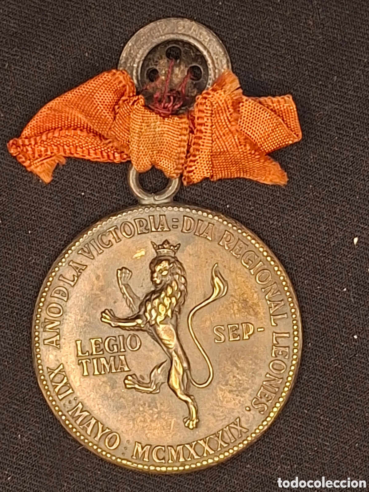 Medallas hist&oacute;ricas: medalla conmemorativa del D&iacute;a Regional Leon&eacute;s (1939), acu&ntilde;ada en bronce para el 21/5 / 1939. MTC6