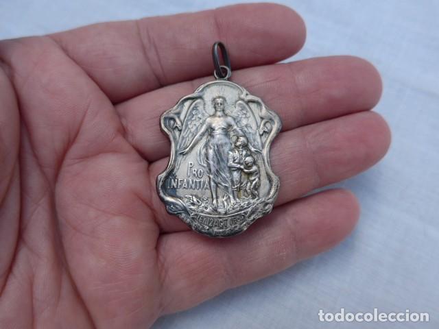 Medallas hist&oacute;ricas: ANTIGUA MEDALLA DE PLATA PRO INFANTIA 1904