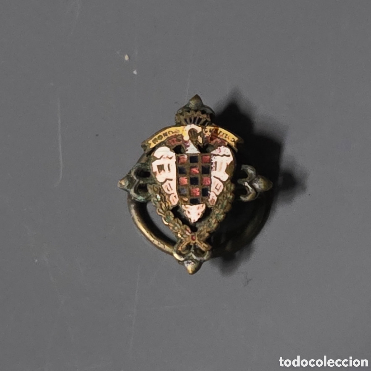 Medallas hist&oacute;ricas: Insignia ojal Milicias Universitarias Frente de Juventudes - Falange -