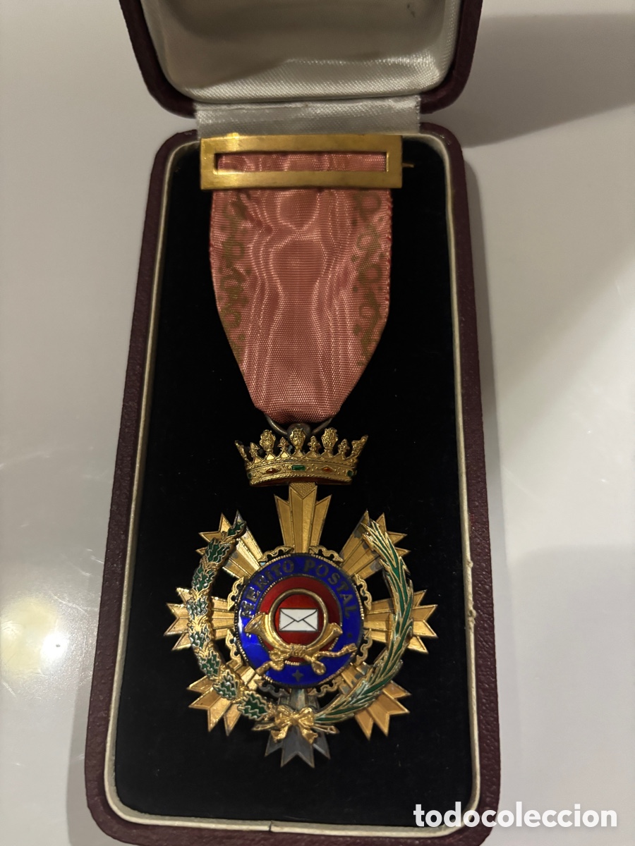 Medallas hist&oacute;ricas: Medalla de Oro de la Orden Civil del M&eacute;rito Postal de Espa&ntilde;a ORIGINAL CON SU ESTUCHE